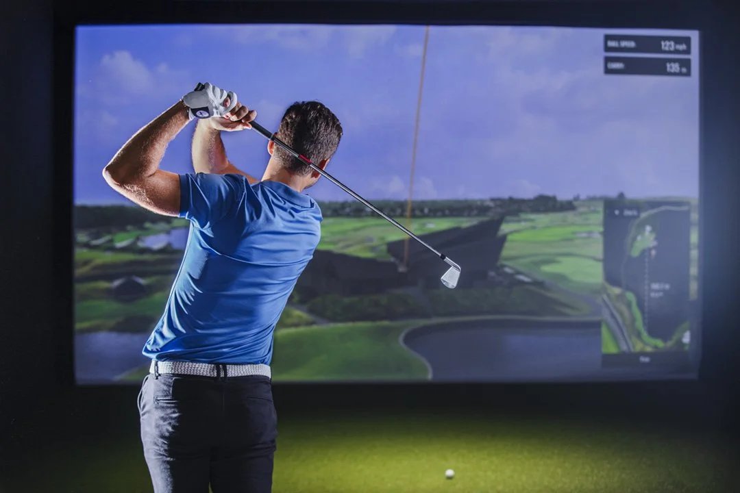 Swing de golf analysé par la technologie
